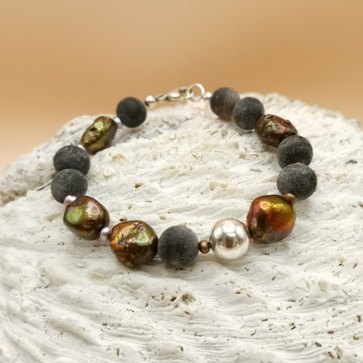 Freshwater pearls Bracelet Baroque pearls green brown copper irregular pearls buffalo horn Length 20 cm