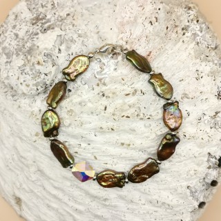 Süßwasserperlen Armband Baroque Perlen grün Fischform Swarovski Kristall Länge 20.5 cm
