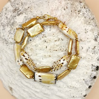 Freshwater pearls Bracelet Baroque pearls gold cube pearls Length 20.5 cm