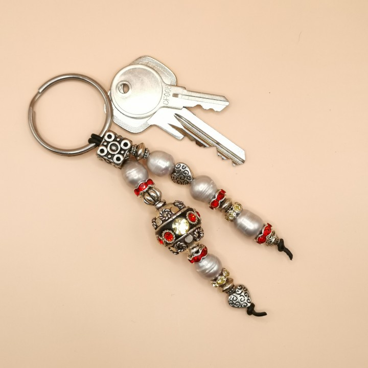 Süßwasserperlen Schlüsselanhänger Baroque Perlen weiß Tibetperle Tibetsilber Würfel Länge 11,5 cm