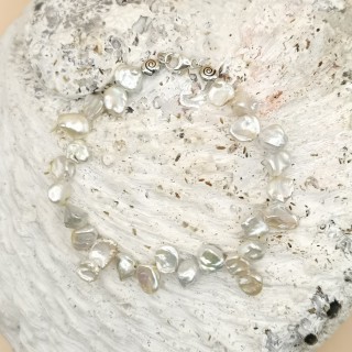 Freshwater pearls Bracelet Keshi pearls white Length 20 cm