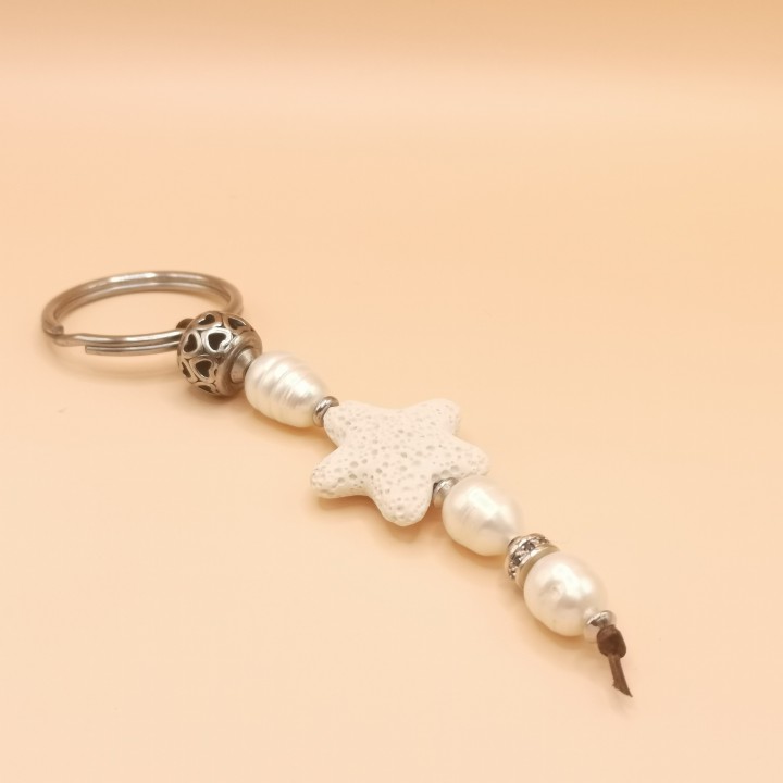 Süßwasserperlen Schlüsselanhänger Baroque Perlen weiß Perlen mit Lava Stern Länge 11,5 cm